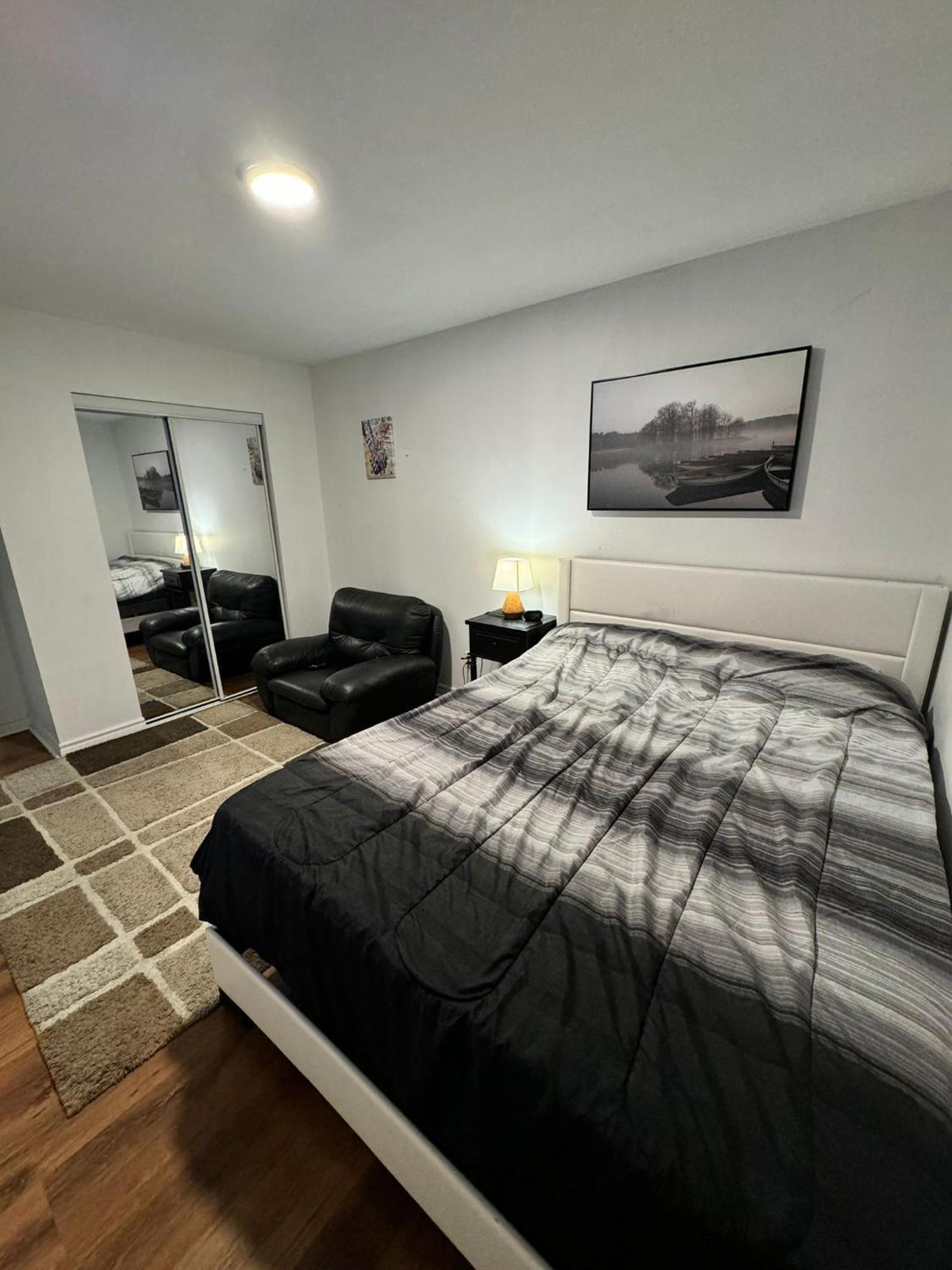 فندق 28 Bingham Road برامبتون المظهر الخارجي الصورة